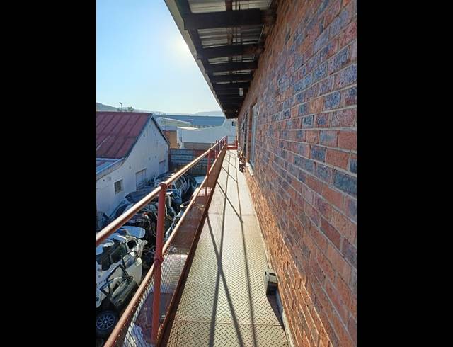 1,747M² WAREHOUSE FOR SALE IN PIETERMARITZBURG CENTRAL